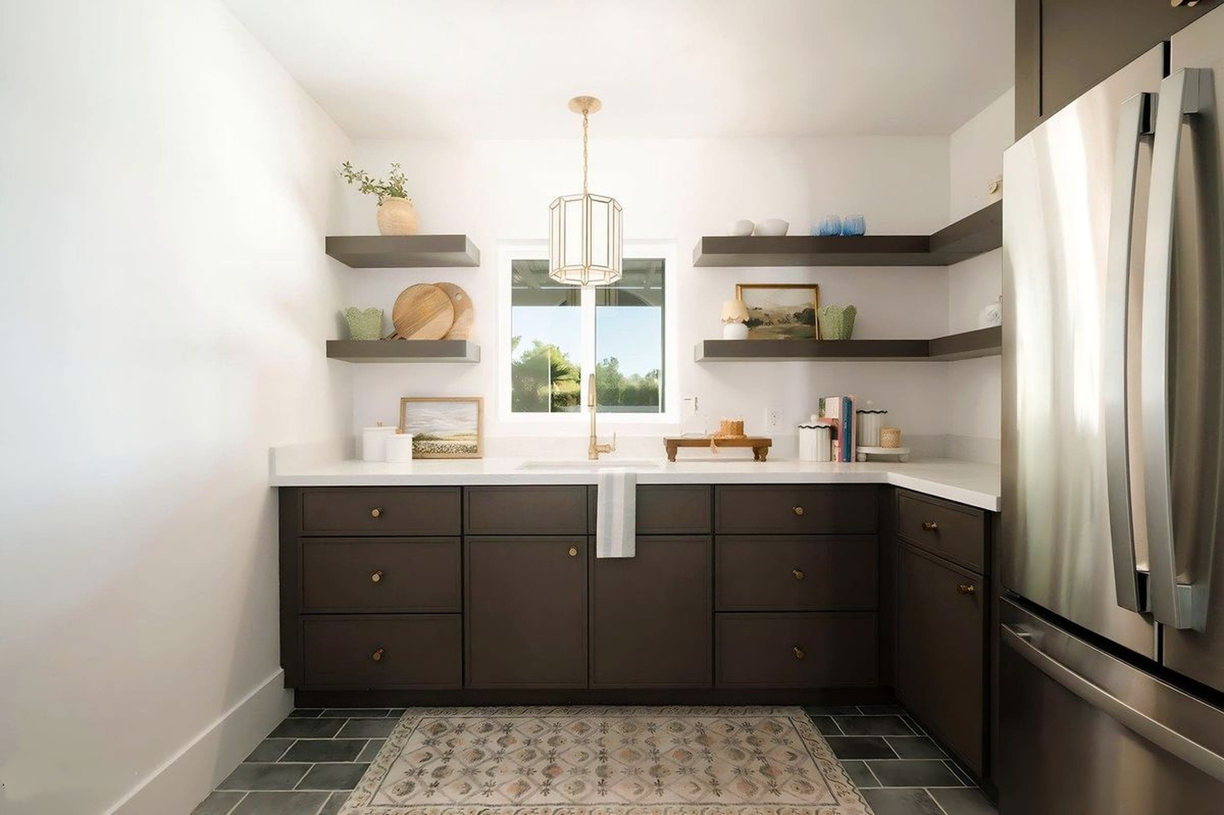 Saddlewood Contracting craftsmanship in a Scottsdale kitchen remodel